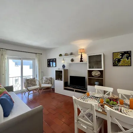 Ocean Breeze 1 By Homing Appartement