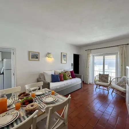 Ocean Breeze 1 By Homing * Lagos