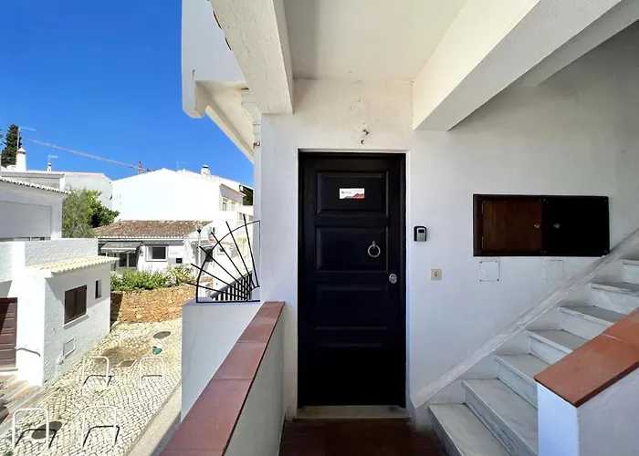 Ocean Breeze 1 By Homing Lagos