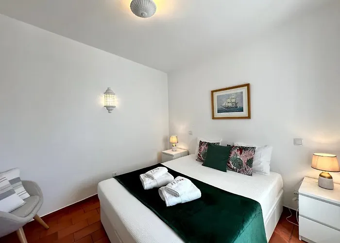 Ocean Breeze 1 By Homing *