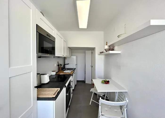 Ocean Breeze 1 By Homing * Lagos