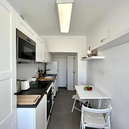 Ocean Breeze 1 By Homing * Lagos