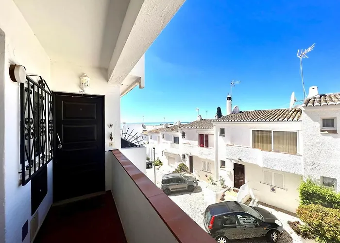 Ocean Breeze 1 By Homing Apartment