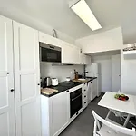 Ocean Breeze 1 By Homing *